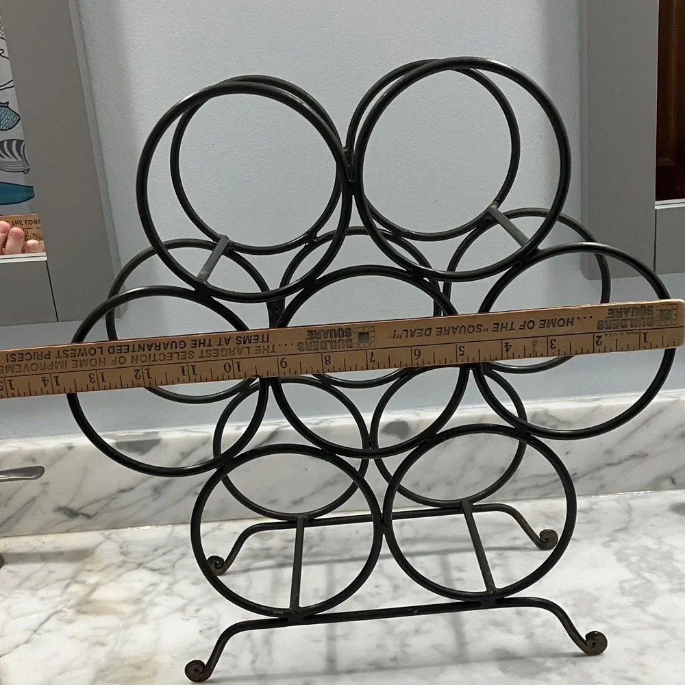 Gray Metal Wine Rack- 7 bottle, free standing, honeycomb style, circular, 4 legs